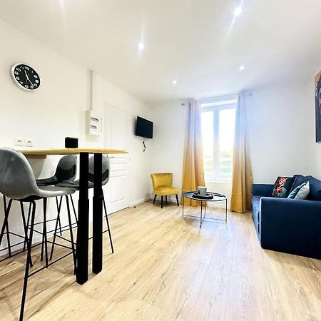 Jungle Appartement Avec Terrasse Лаон Екстериор снимка