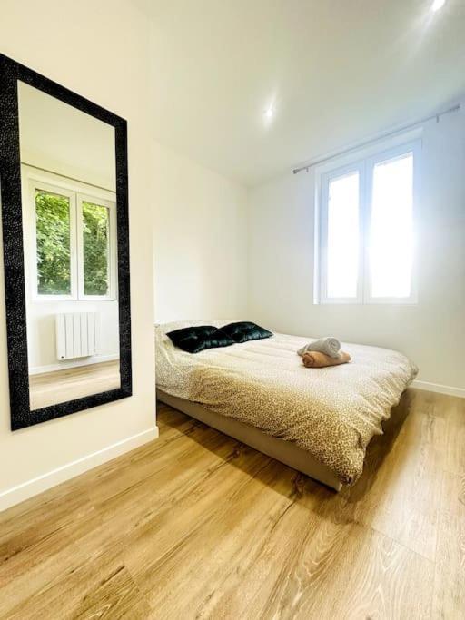 Jungle Appartement Avec Terrasse Лаон Екстериор снимка