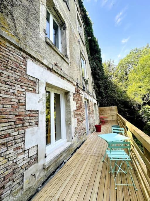 Jungle Appartement Avec Terrasse Лаон Екстериор снимка